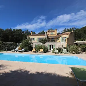 Bed & Breakfast Des Tarentes D'hotes, Trans-en-Provence